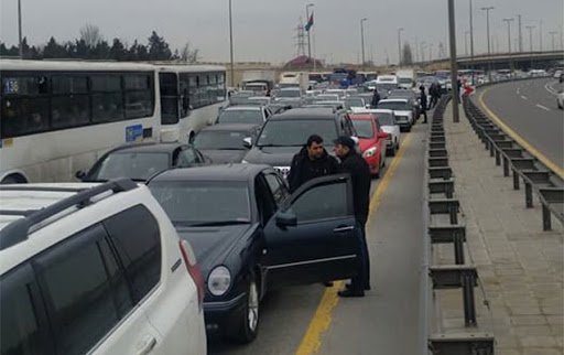 12201 nəqliyyat vasitəsi postlardan geri QAYTARILDI - 10 nəfər məsuliyyətə cəlb edildi