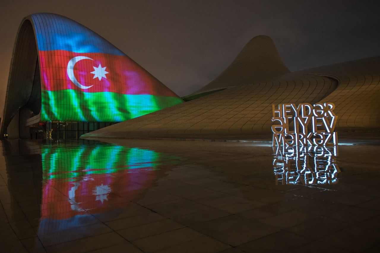 Heydər Əliyev Mərkəzindən koronavirusun geniş yayıldığı ölkələrə növbəti dəstək - FOTO+VİDEO