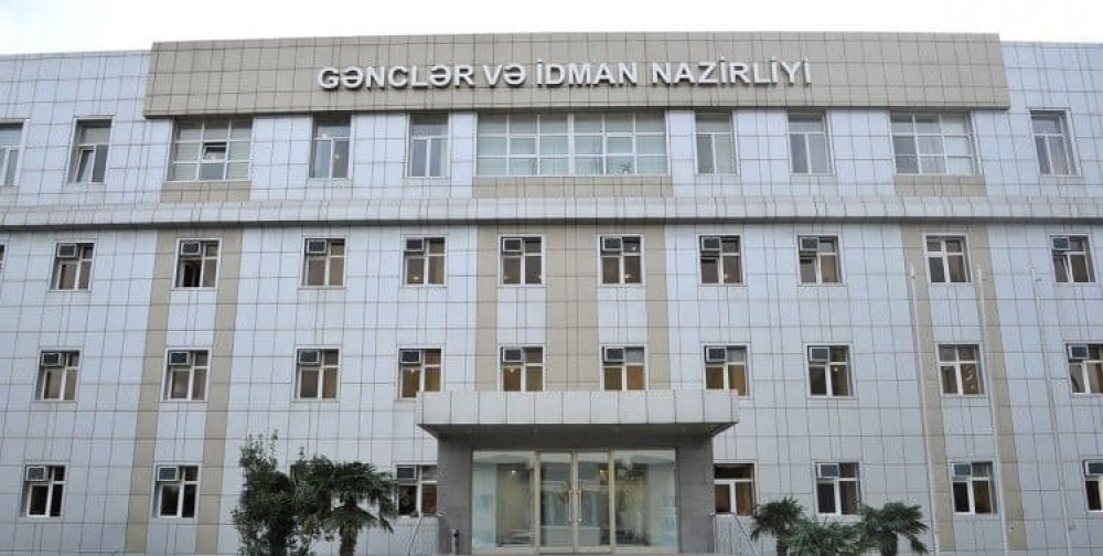 Gənclərlə iş yeni - onlayn formatda