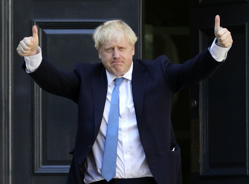 Böyük Britaniyanın Baş naziri xəstəxanadan evə buraxılıb