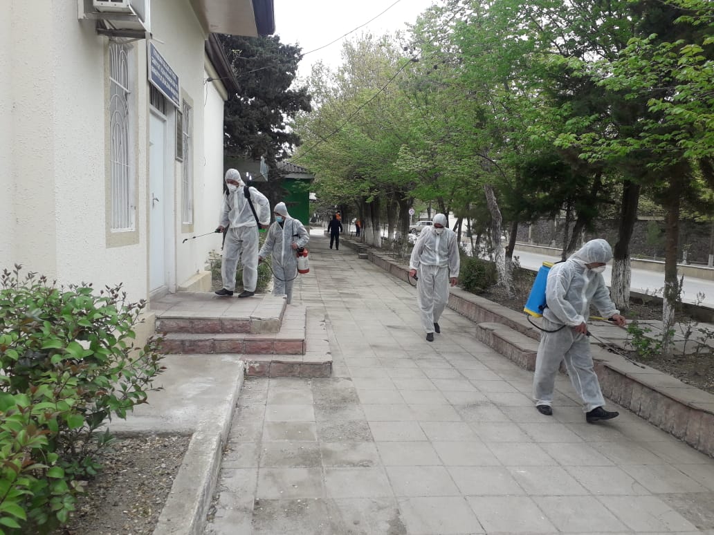 Hacıqabulda gündəlik dezinfeksiya işləri davam edir - FOTO