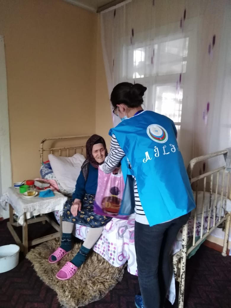 Komitə “Ailədən ailəyə” adlı dəstək kampaniyasına başladı