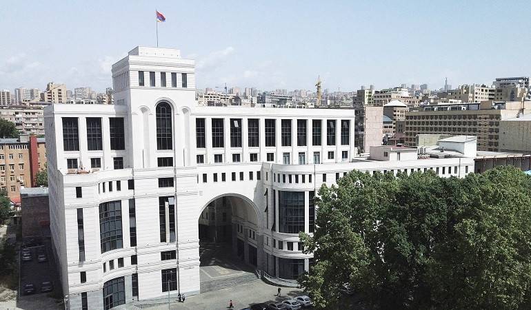 “Türkiyədən yardım istəməmişik” – Ermənistan yenə inkar etdi