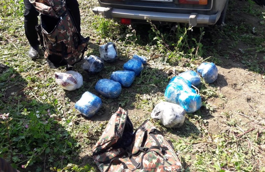 Biləsuvarda 30 kiloqrama yaxın narkotik aşkarlandı - FOTOLAR