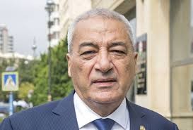 Prezident nazir müavinini təqaüdə göndərdi - AÇIQLAMA