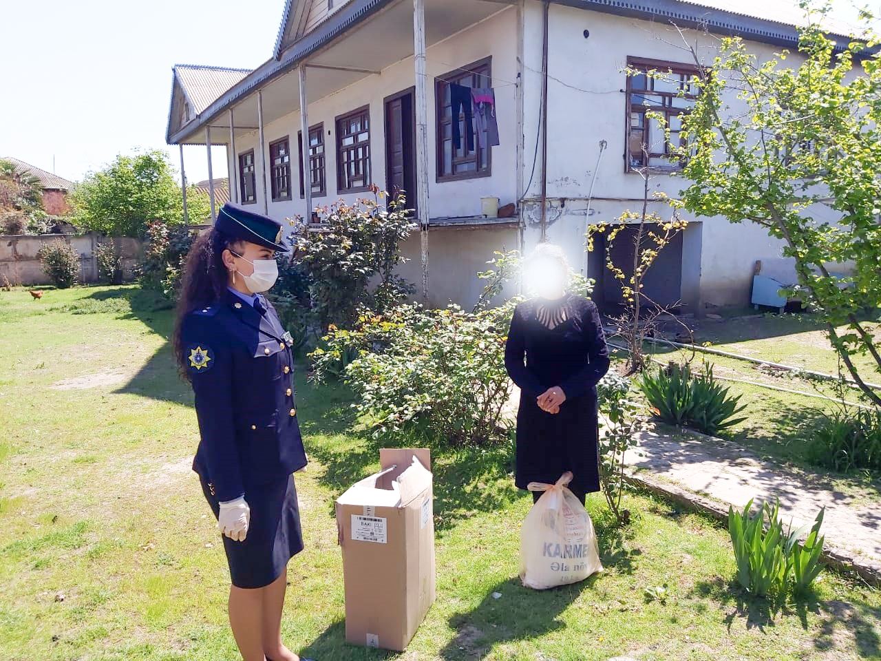 Gömrükçülər daha 80 ailəyə yardım ediblər - Video