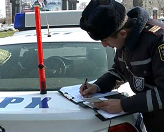 Yol polisi karantin rejimini pozan daha 2543 nəfəri cərimələdi 