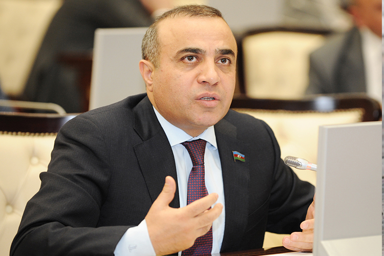 Azay Quliyev bələdiyyə sədrləri ilə bağlı TƏKLİF VERDİ 