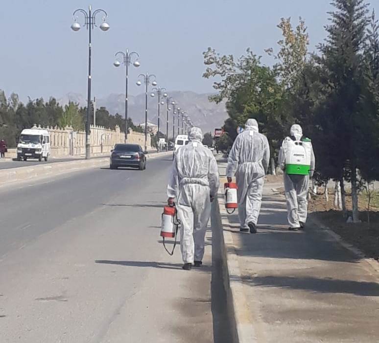 Hacıqabulda gündəlik dezinfeksiya işləri davam edir - FOTO