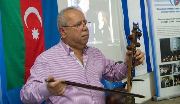 İsrailli musiqiçi Qarabağ haqqında mahnı oxudu - VİDEO