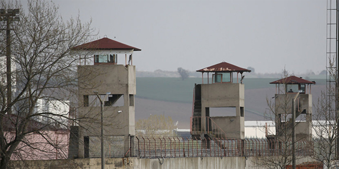 Çadda həbsxanada 44 dustağın meyiti aşkarlandı
