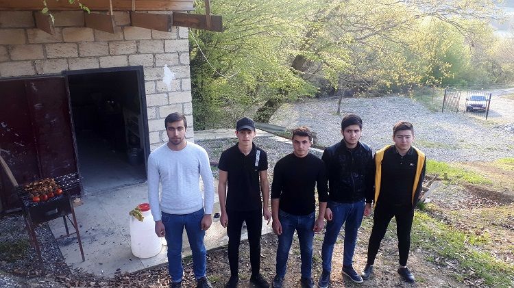 Çənlibel gölünün ətrafında yeyib-içən gənclər saxlanıldı