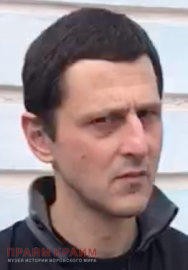 Lənkəranskini bıçaqlayan 