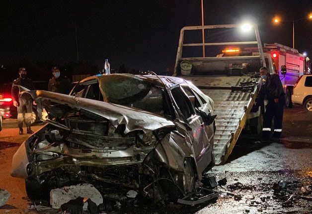 Sumqayıt yolunda avtomobil betona çırpıldı: xəsarət alanlar var 