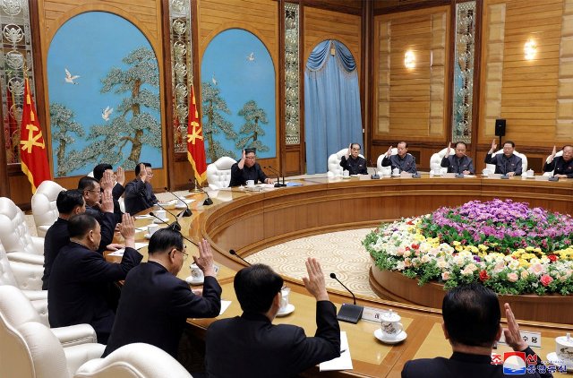 Kim Çen Inin vəziyyəti ağırlaşıb: Şimali Koreyadan ziddiyyətli xəbərlər gəlir