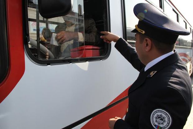 Avtobus sürücüləri koronavirus testindən keçirilir