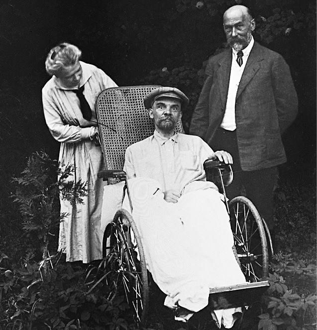 Lenin hər mənada ölüb  