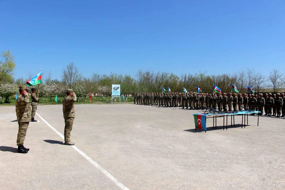 Cəbhə bölgəsində döyüş növbətçiliyinə daxilolma mərasimi keçirilib - FOTO