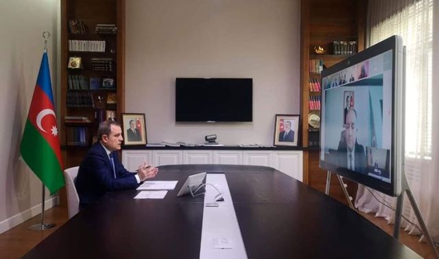 Təhsil naziri rektorlarla videokonfrans keçirdi - FOTO 
