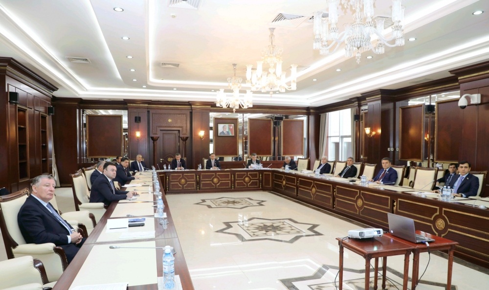 Milli Məclisin komitəsində Hesablama Palatasının hesabatına baxıldı