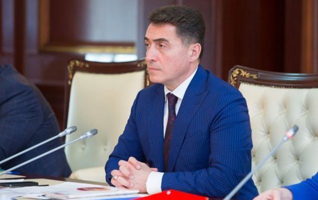 Əli Hüseynli yeni Baş prokuroru dəstəklədi