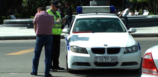 Yol polisinin yazdığı cərimələrin 7 faizi büdcəyə köçürüləcək