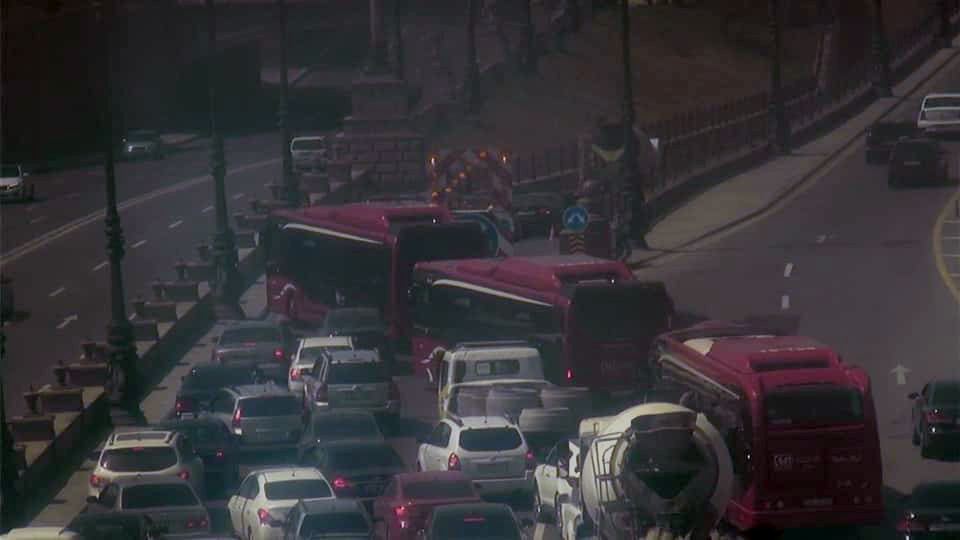 Bakıda ekspres avtobuslar tıxaca görə yolda qaldı - FOTO