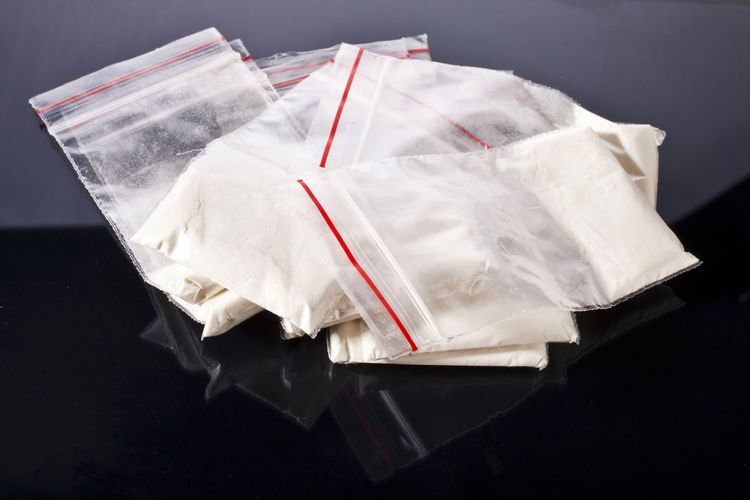 Bakı polisi əməliyyat keçirib, narkotacirlər saxlanıldı