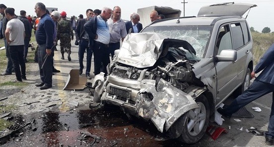 Kürdəmirdəki ağır qəzada 4 ölü, 6 yaralı - YENİLƏNİB