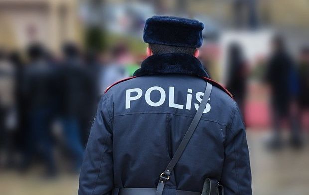Azərbaycanda polisə xəsarət yetirilib - RƏSMİ