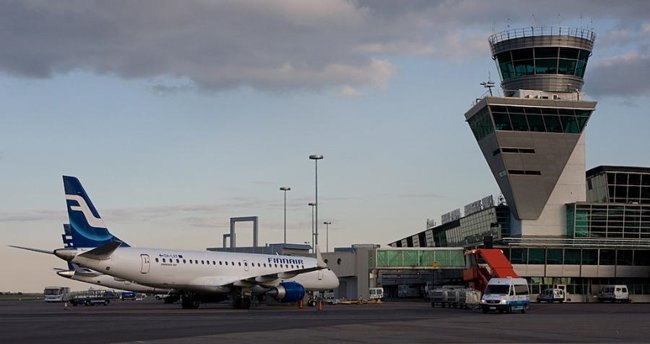 Daha bir Avropa ölkəsi sərhədləri açır