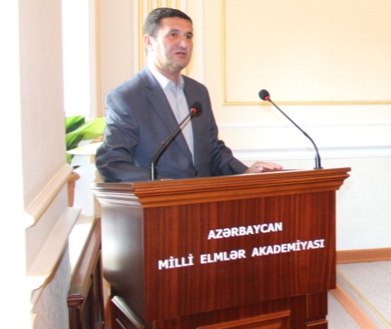 Toplum tarixi tarixi əsərlərdən öyrənmir