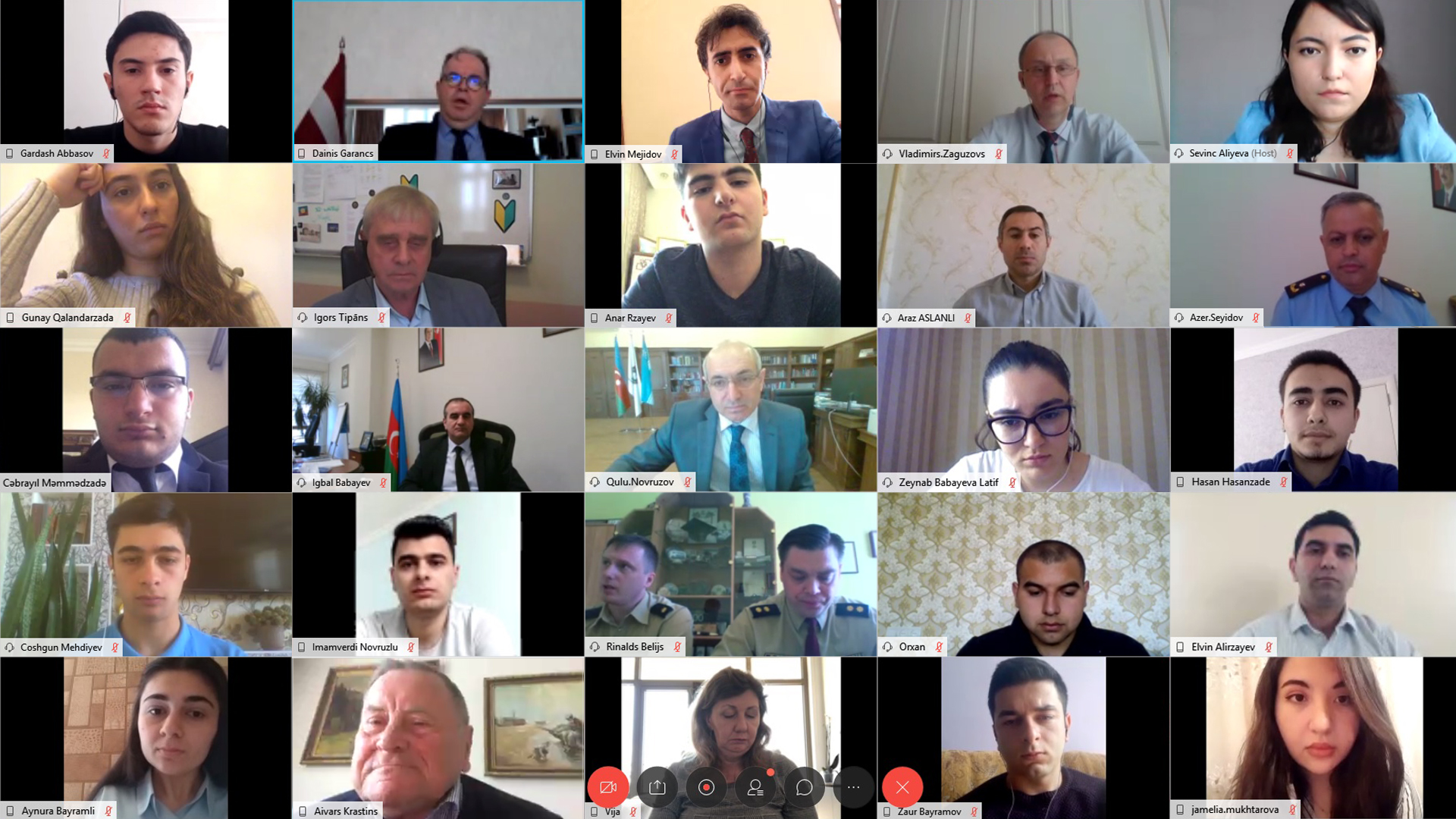 Gömrük Akademiyası beynəlxalq onlayn forum keçirib