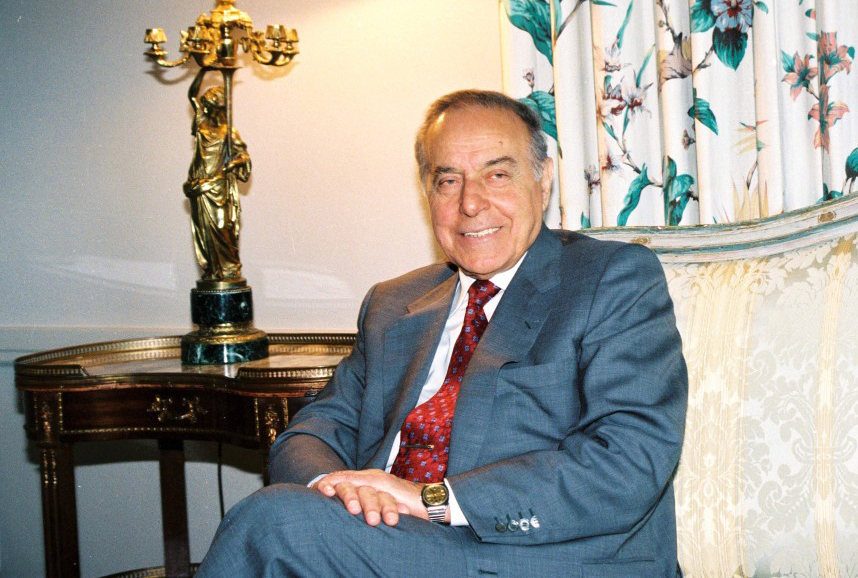 Tarixin Heydər Əliyev zirvəsi  