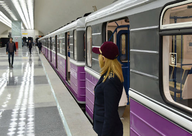 Bu gün Bakı metrosu saat 8-də AÇILDI - PROBLEM 