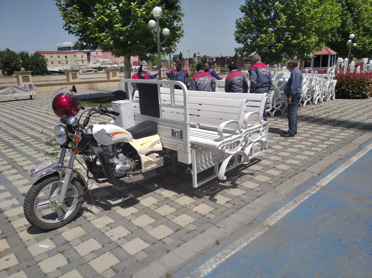 Gəncənin park və xiyabanları istirahətə hazır vəziyyətə gətirilir