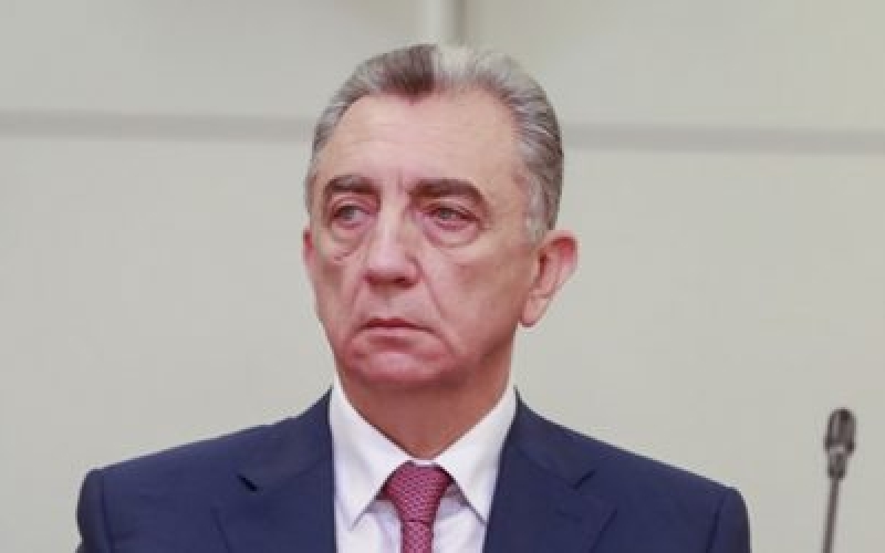 “Bağçaların açılması gözlənilmir” - Eldar Əzizov