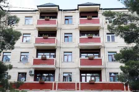 Naftalanda yaşayış binalarında gözoxşayan yenilik - FOTOLAR