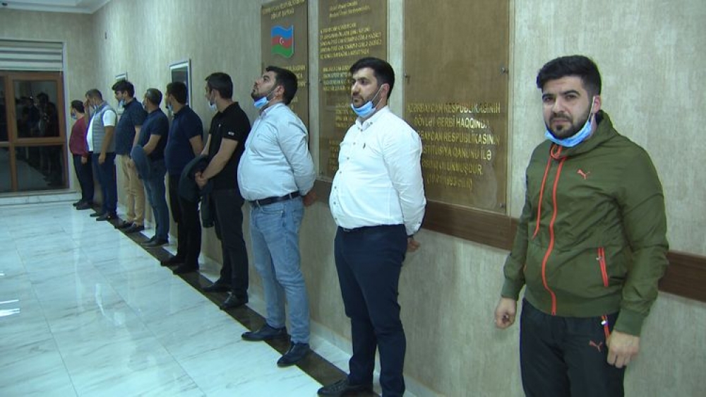 Bakıda saat 18-dən sonra gizli fəaliyyət göstərən restoran aşkarlandı