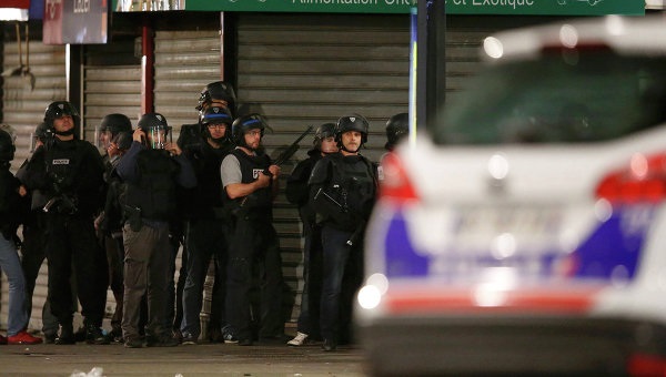 Fransada silahlı şəxs 3 nəfəri öldürdü