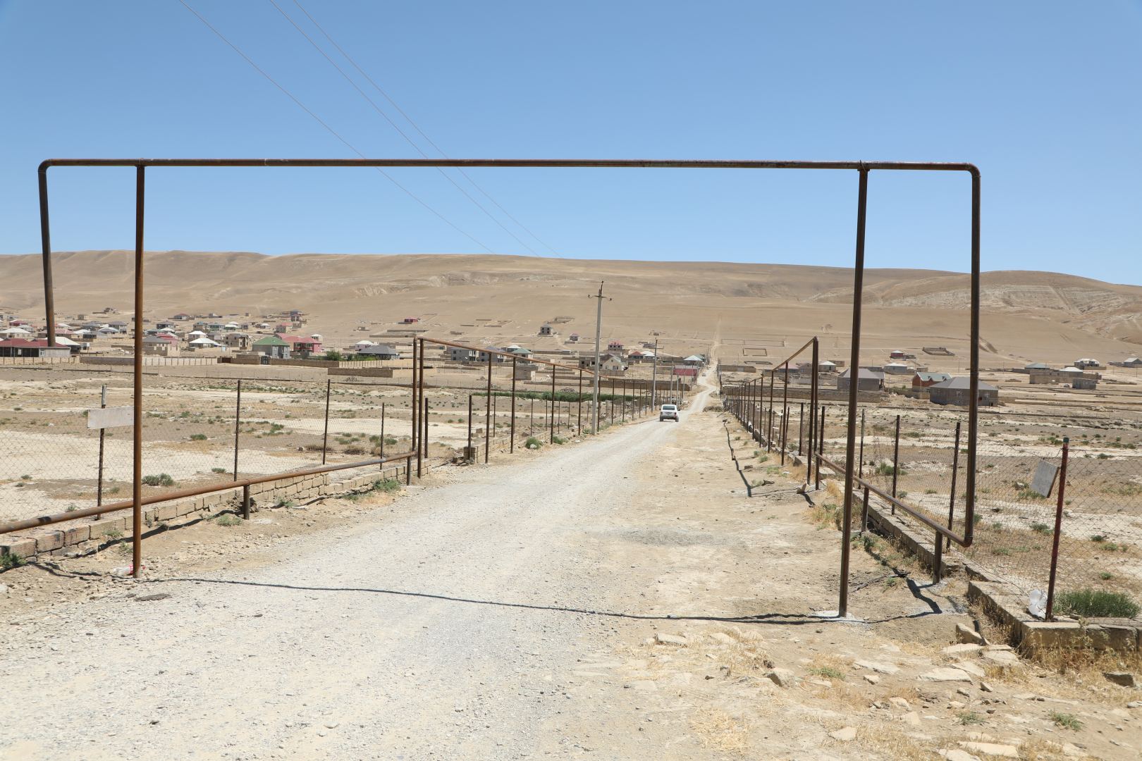 Qobu və Hökməli qəsəbələrinə qaz çəkilir - FOTO