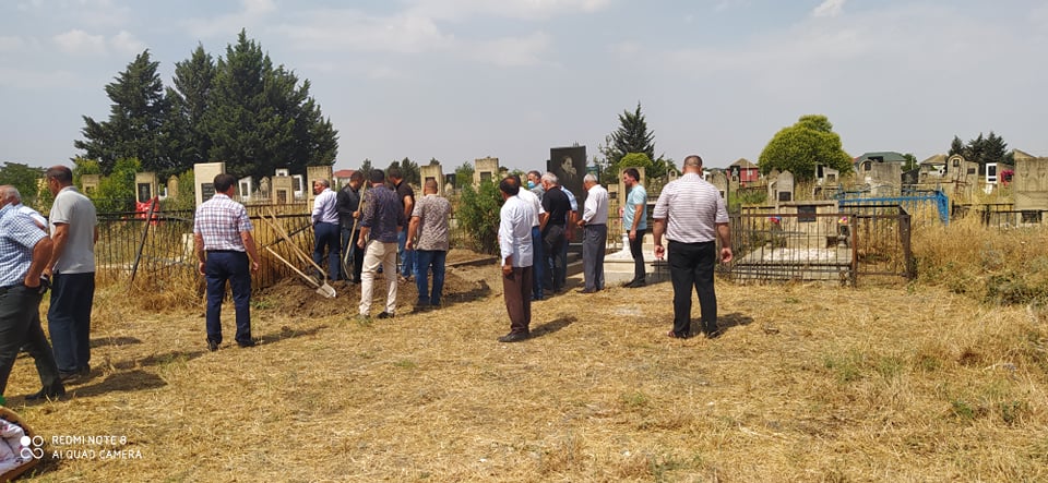 Teymur əminin dəfninin görüntüləri yayıldı - VİDEO