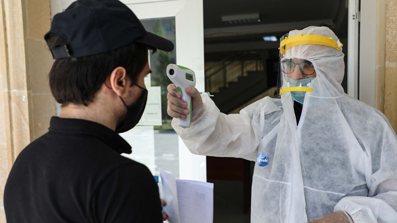 Qızdırması olduğu üçün imtahana buraxılmayanlara yenidən şans verilə bilər - RƏSMİ