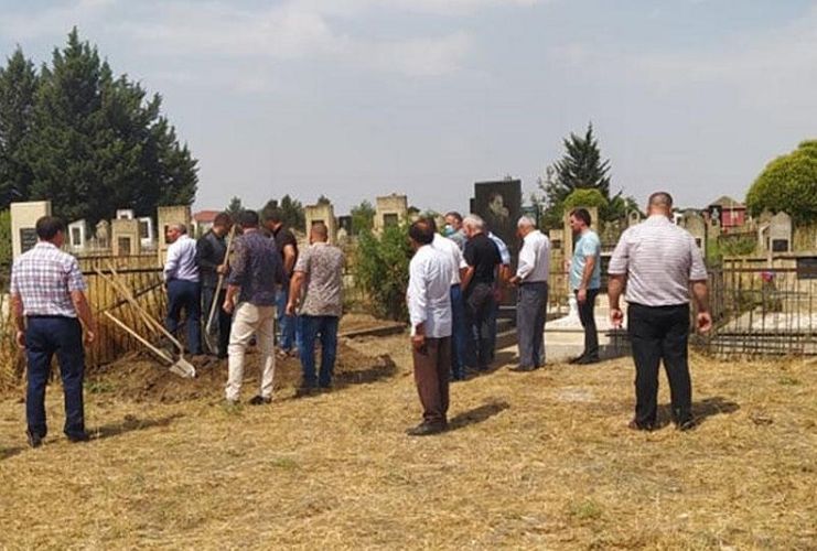 “Teymur əmi”nin dəfnində iştirak edən 7 nəfər cərimələndi