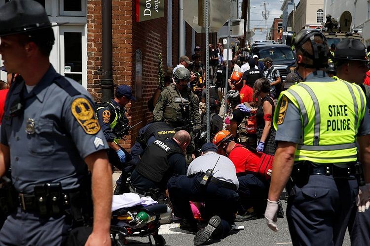 Afroamerikalının ölümünə səbəb olan polis işdən azad edildi