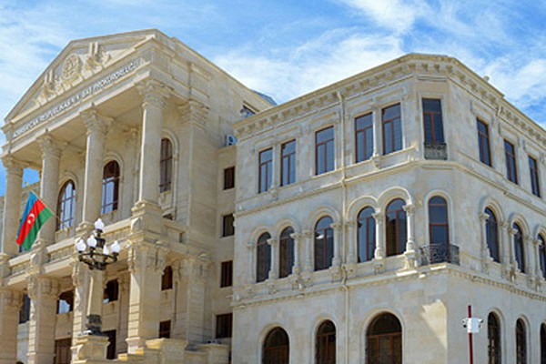 “Kəllə qənd”ə kimyəvi maddə qatan şəxslərə cinayət işi AÇILDI