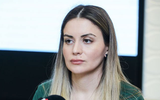 Mətbuat katibinin anası koronavirusa yoluxdu