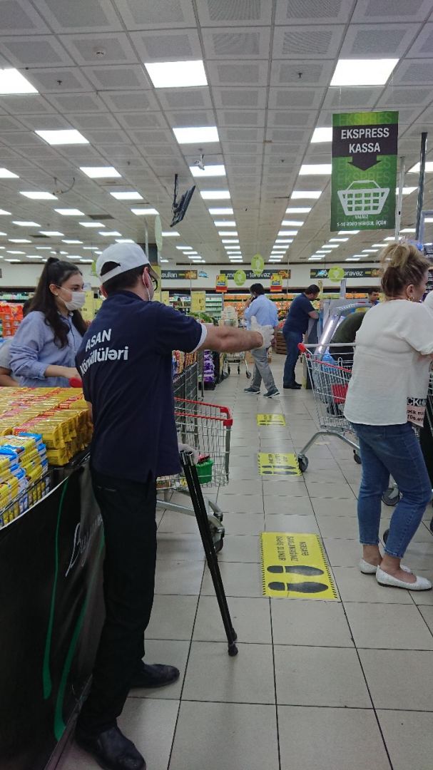 Könüllülük sərhəd tanımır - FOTO
