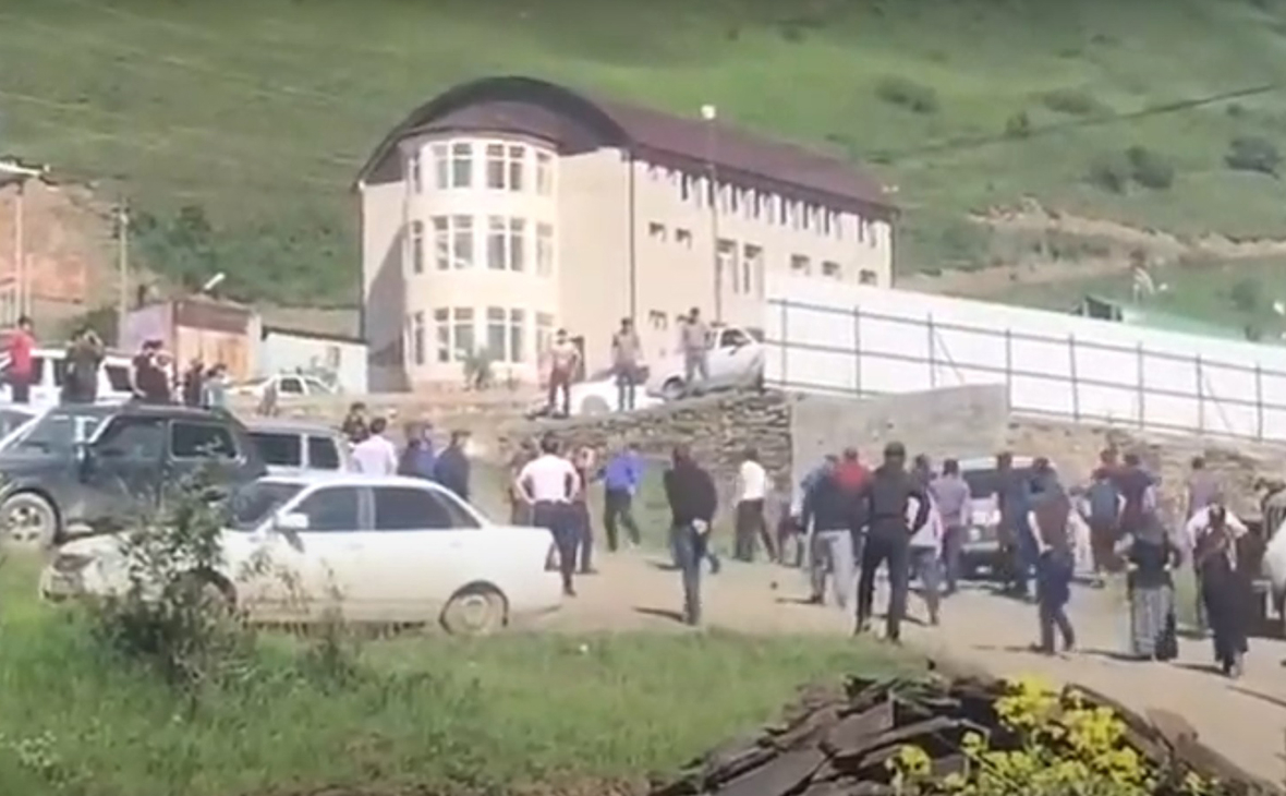 İcra başçısının müavini kütləvi davada yaralandı