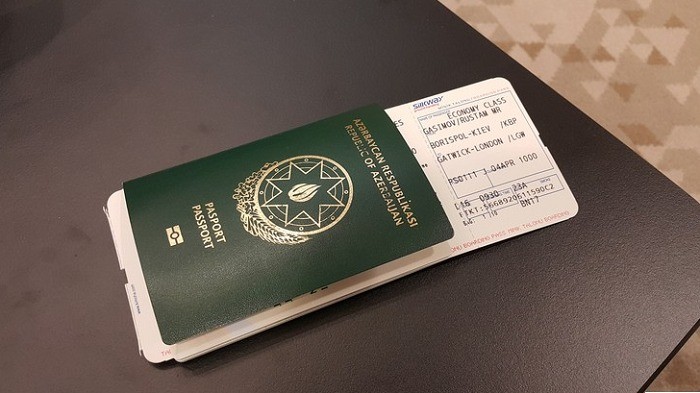 Əllərində bileti olan sərnişinlərlə bağlı qərar verildi